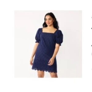 Draper James, Size Small. Navy eyelet puff sleeve dress. NWT.